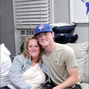 Meet your Posher, Robyn